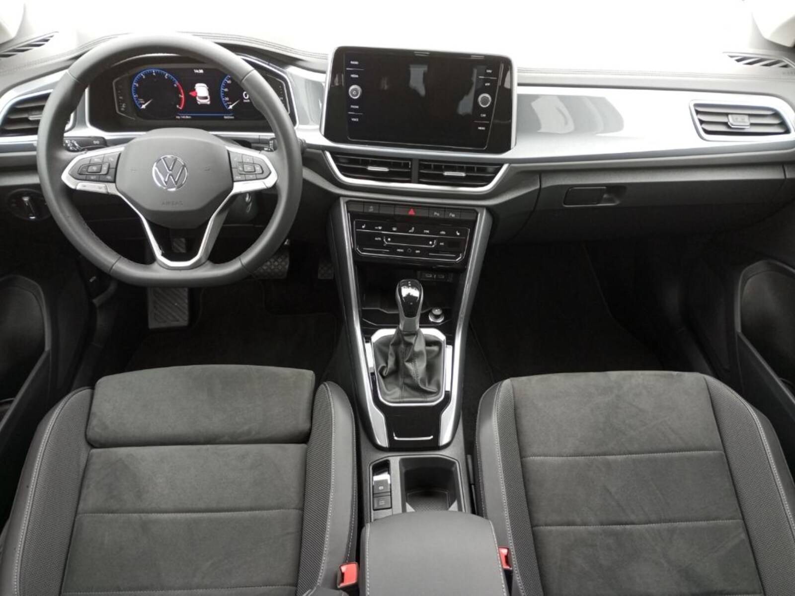 Volkswagen T-Roc – Bild 10