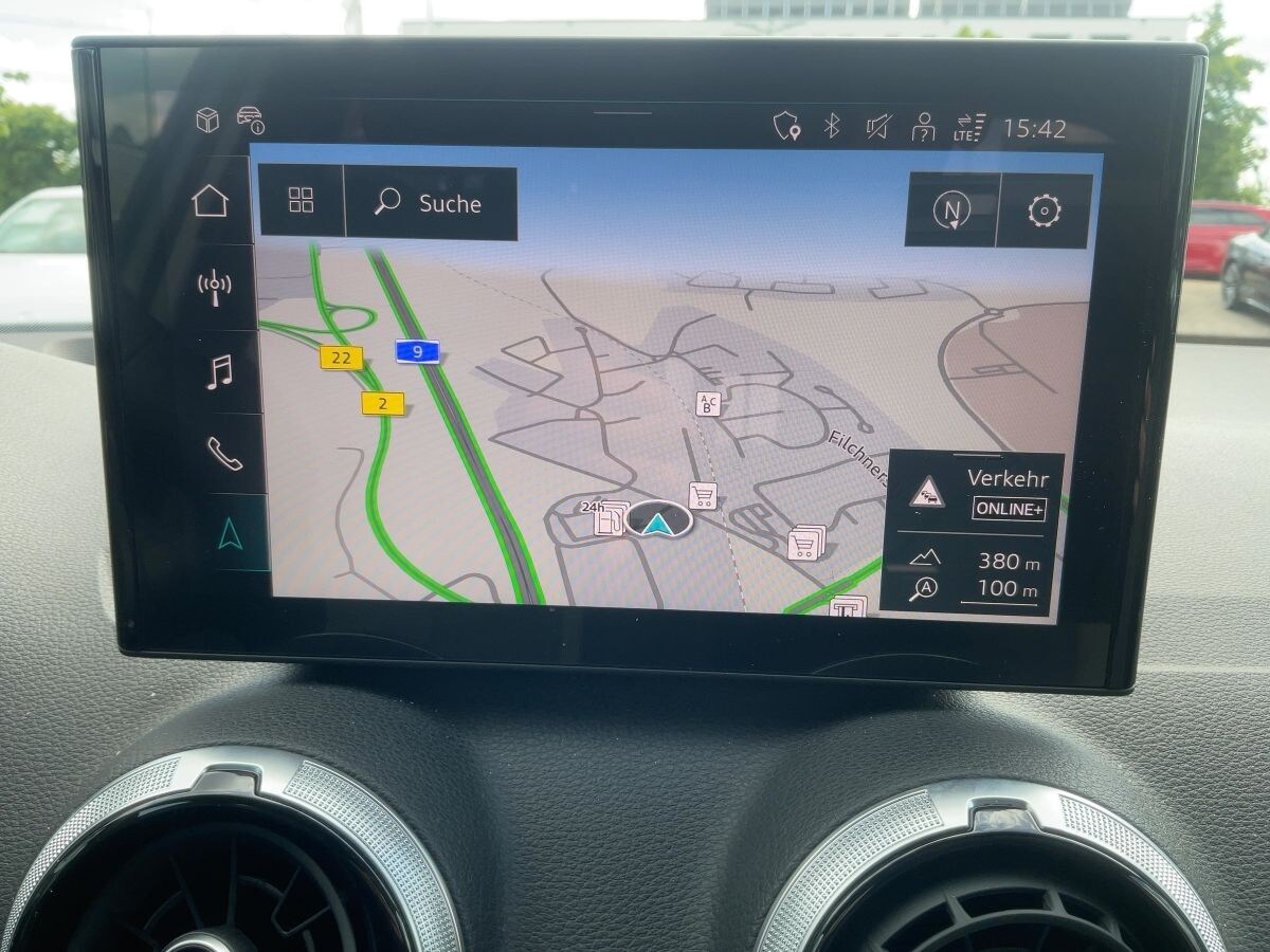 Image about Audi Q2 advanced 30 TFSI Schaltgetriebe