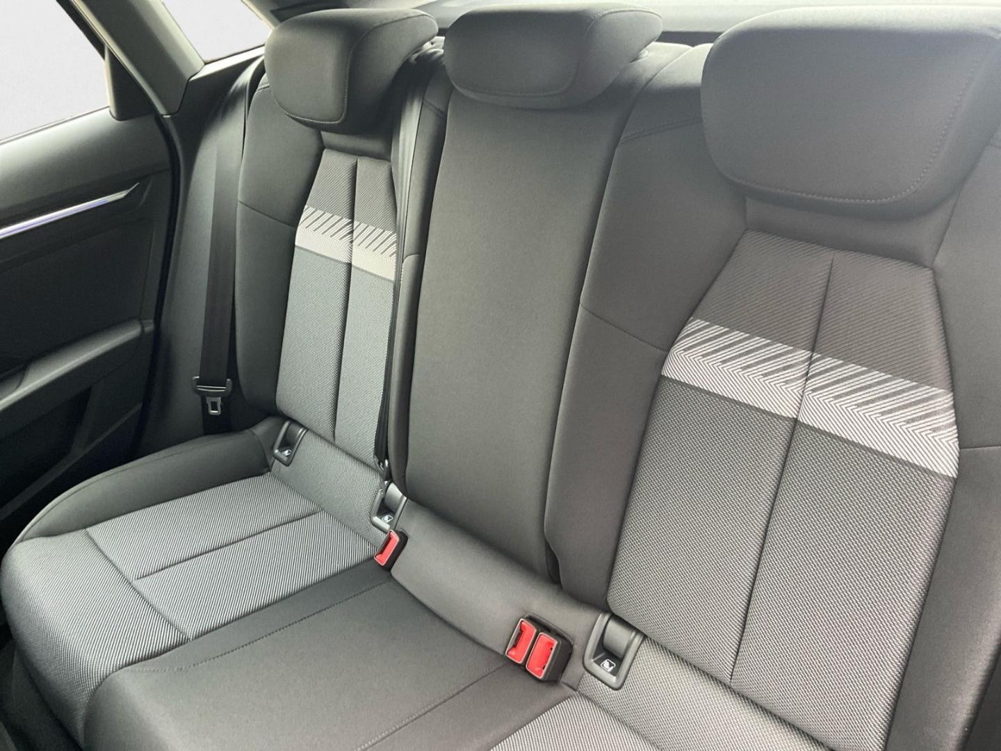 Bild über Audi A3 Sportback advanced 35 TFSI S tronic - für weitere Informationen kontaktieren Sie den Audi Partner