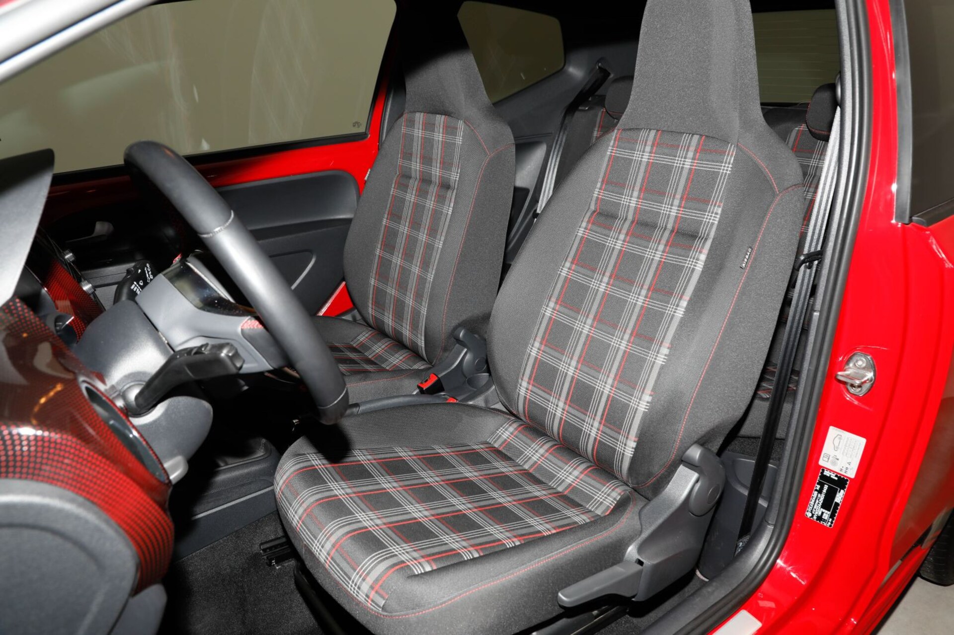 Volkswagen up! GTI