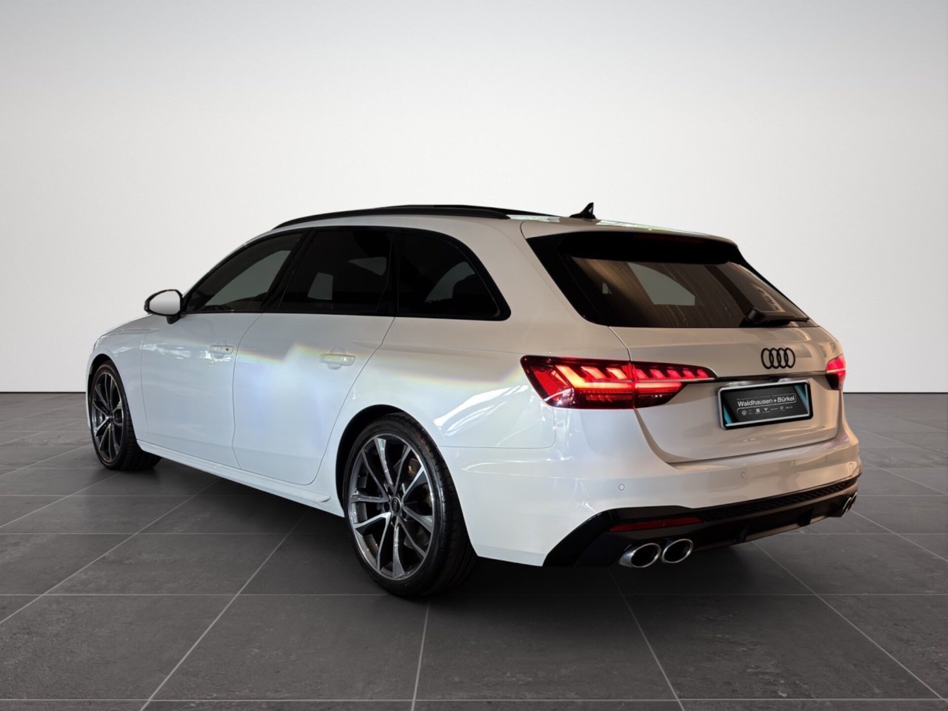 Audi S4 Avant