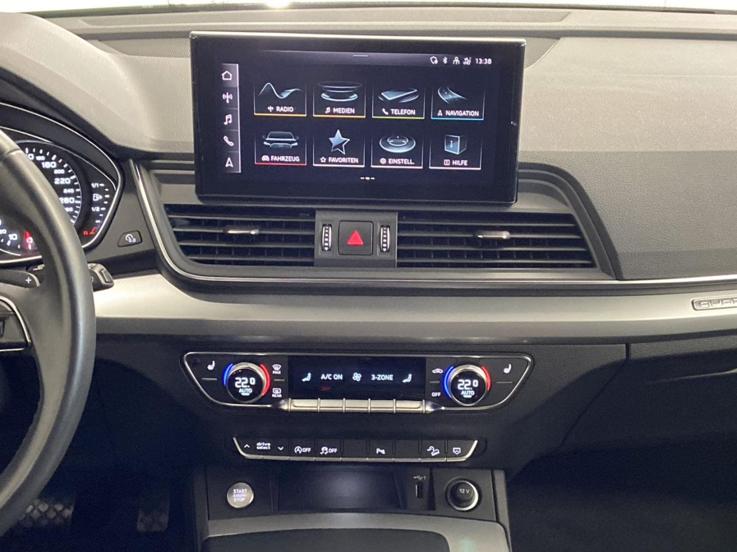 Bild über Audi Q5 40 TFSI quattro S tronic - für weitere Informationen kontaktieren Sie den Audi Partner