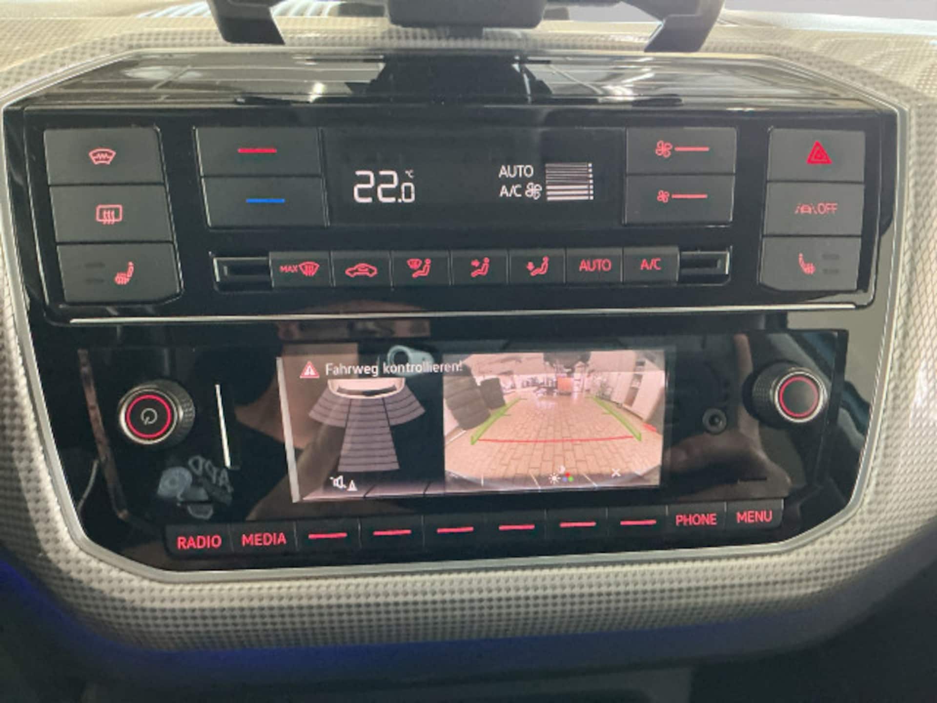 Volkswagen e-up! "Max"