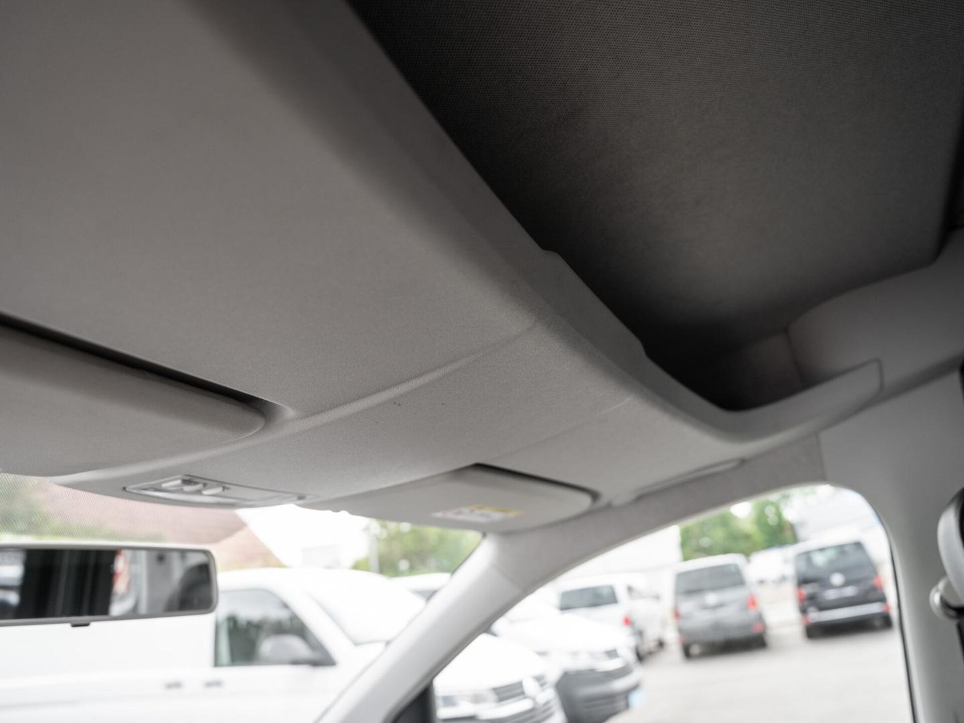 Volkswagen Caddy Maxi Kasten Basis-Modell