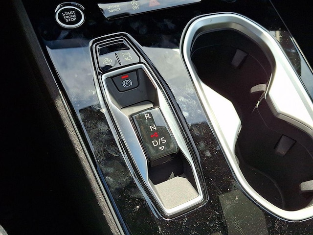 2026 Audi A6 Premium Plus - Photo 7