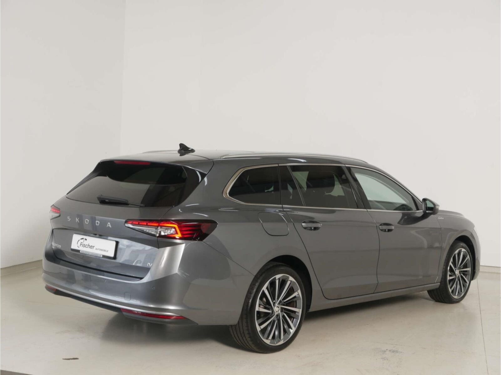 Škoda Superb Combi – Bild 6