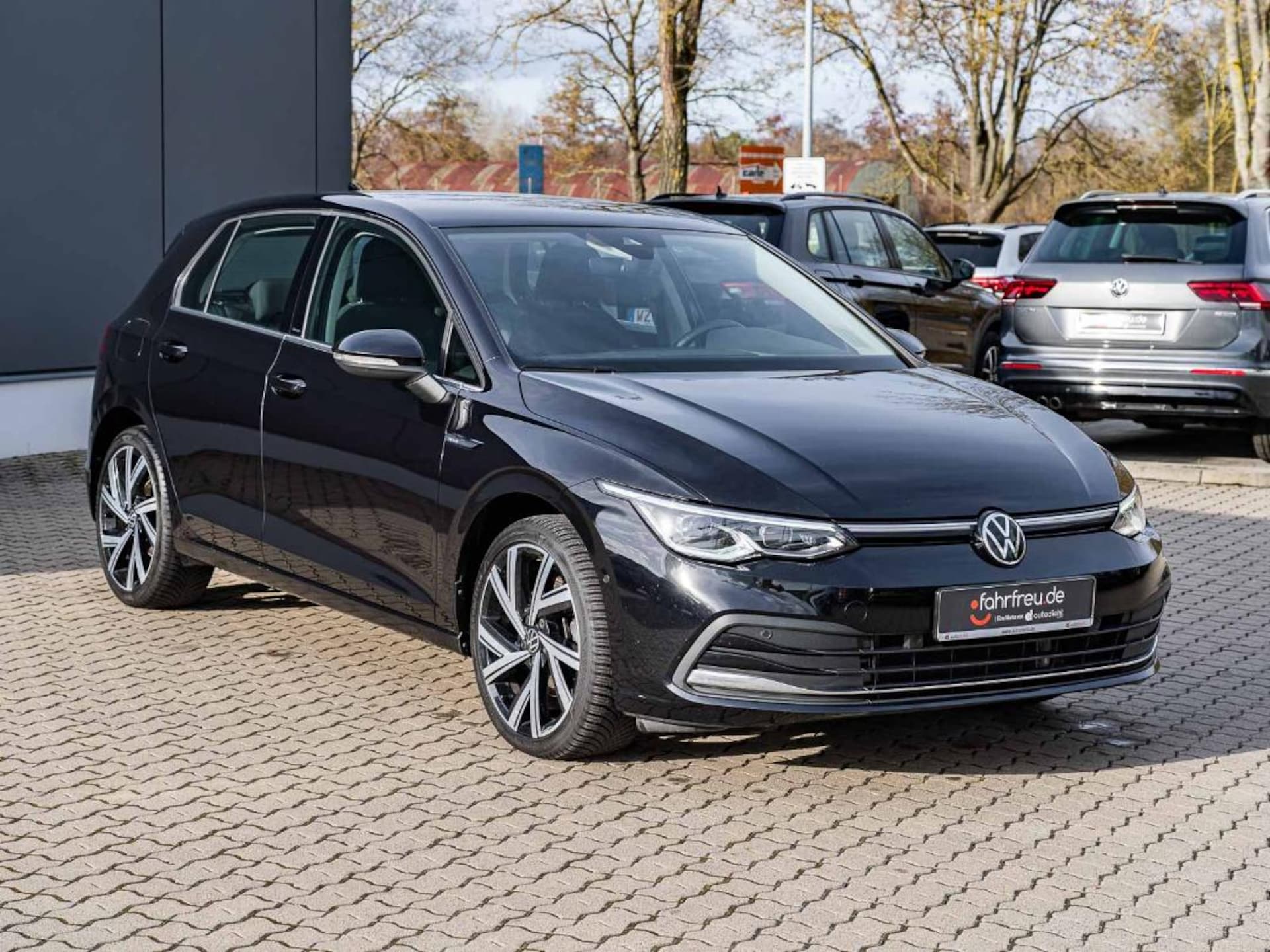 Volkswagen Golf Style