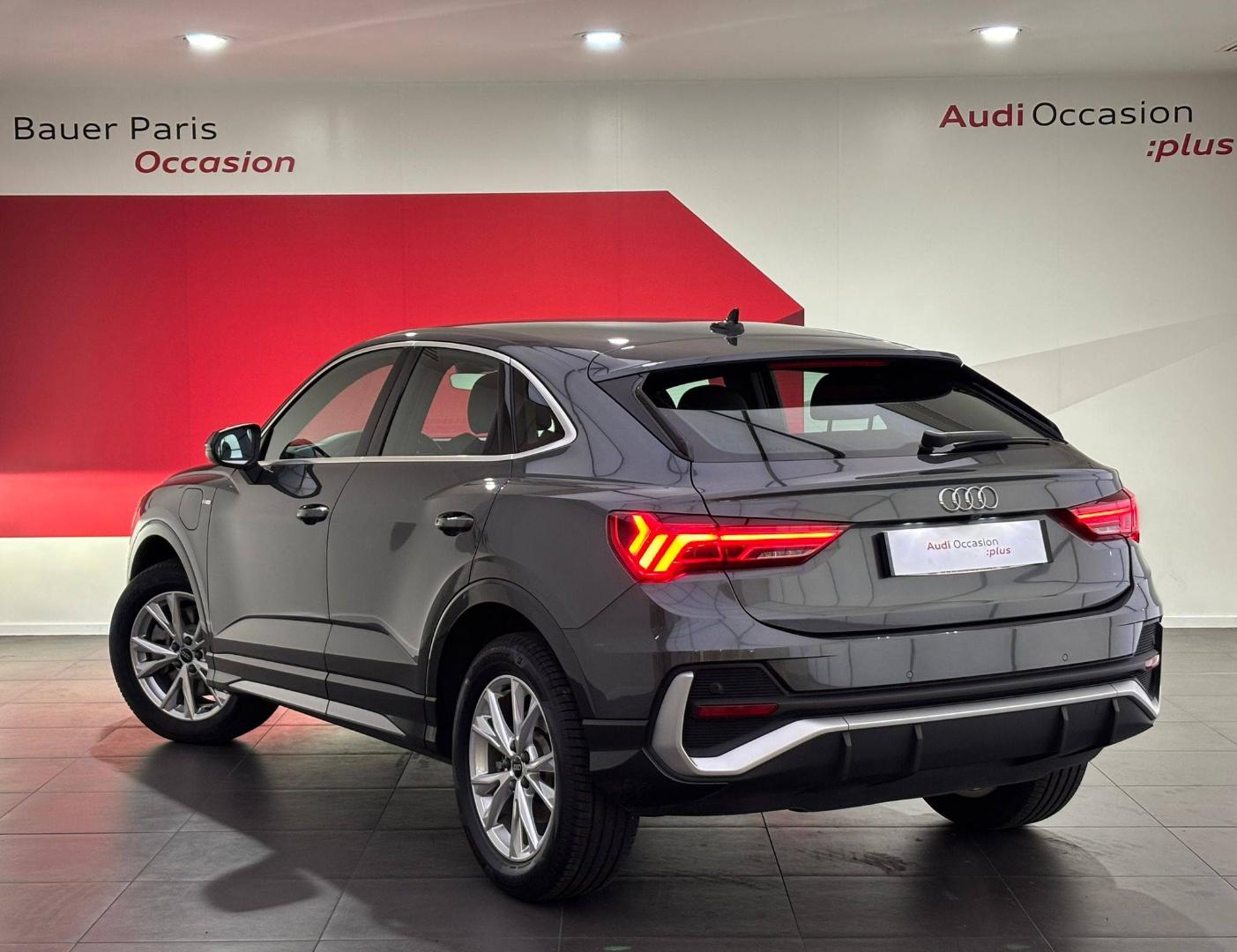 Image about Audi Q3 Sportback TFSI e S line 45 TFSI e 180 kW (245 ch) S tronic