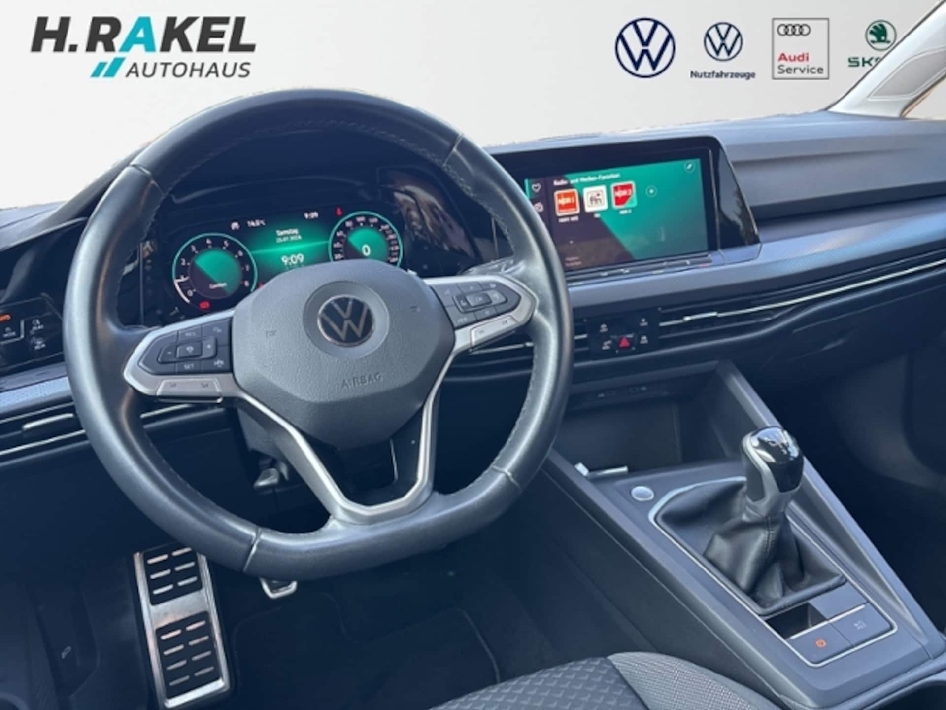 Volkswagen Golf Active