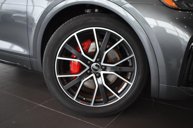 2023 Audi SQ5