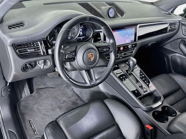 2024 Porsche Macan