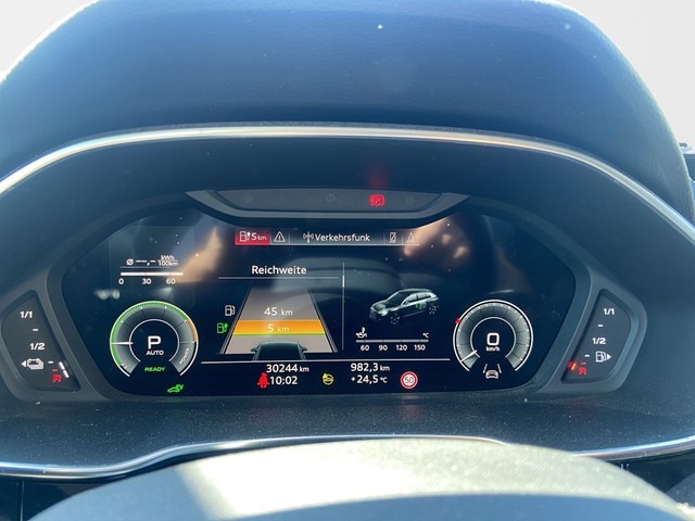 Image about Audi Q3 TFSI e S line 45 TFSI e S tronic