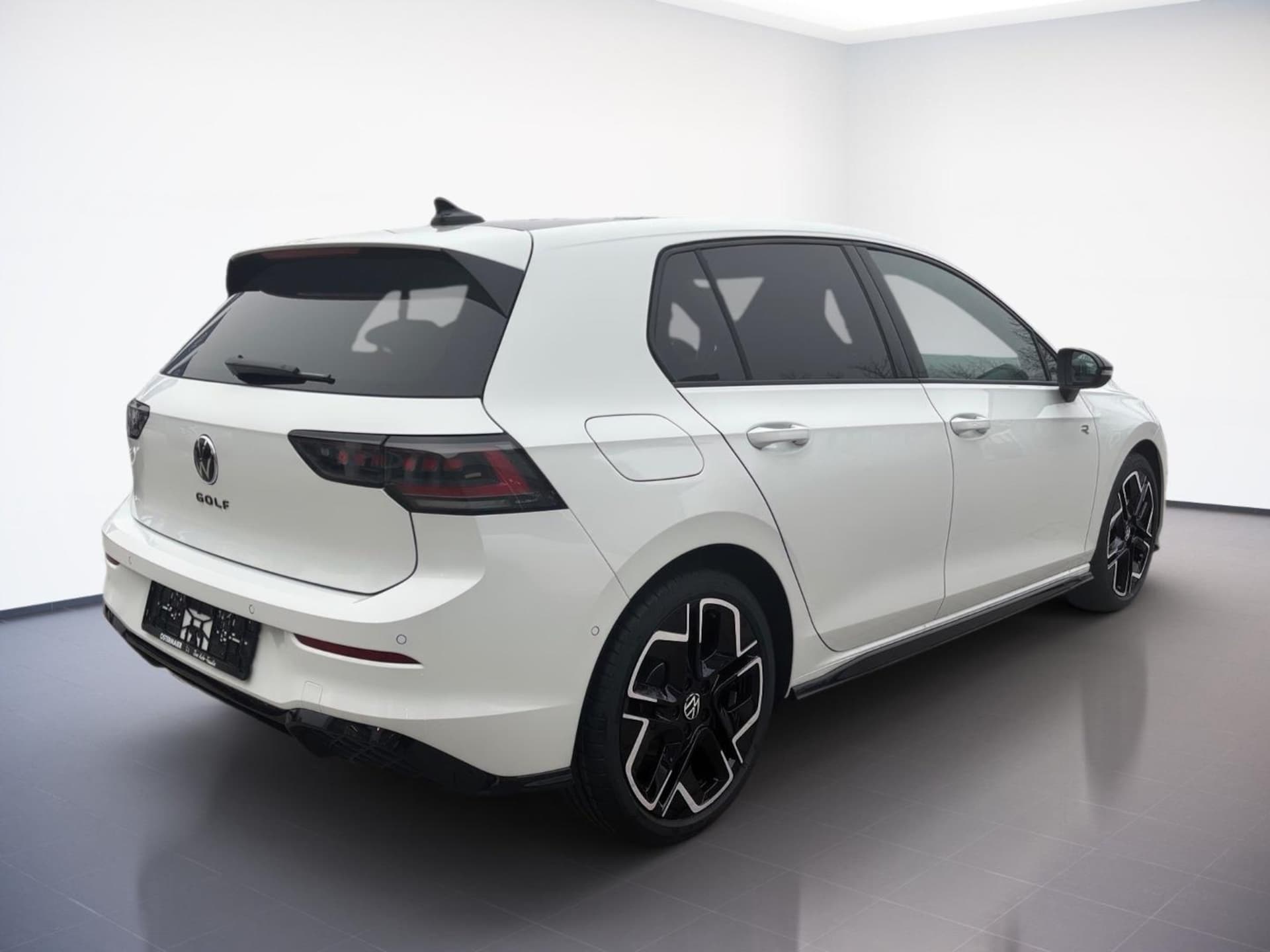 Volkswagen Golf R-Line