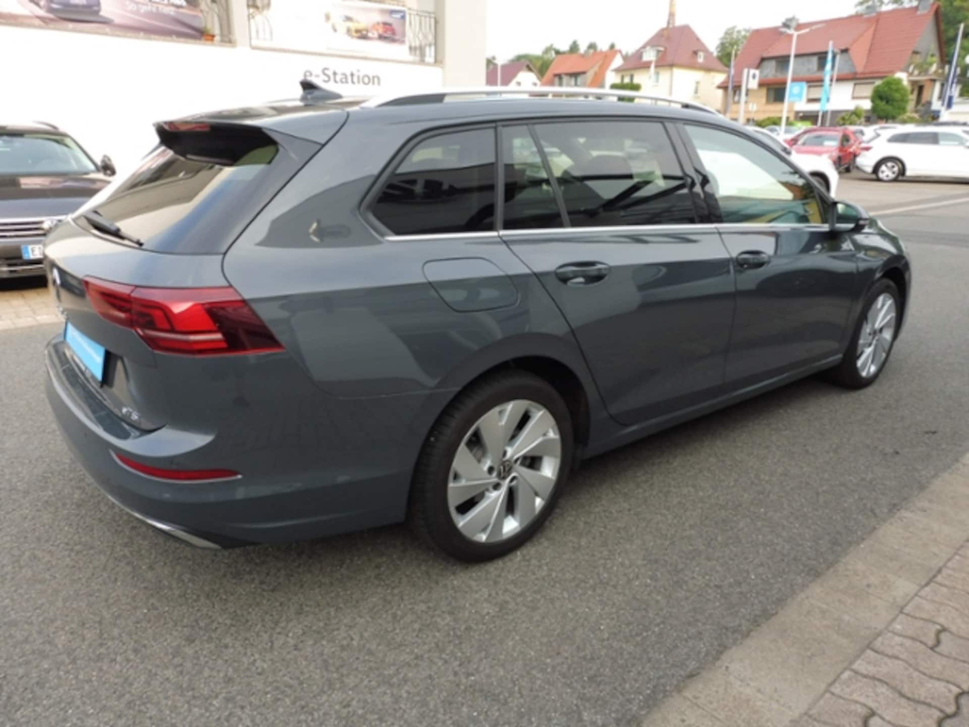 Volkswagen Golf Variant Style