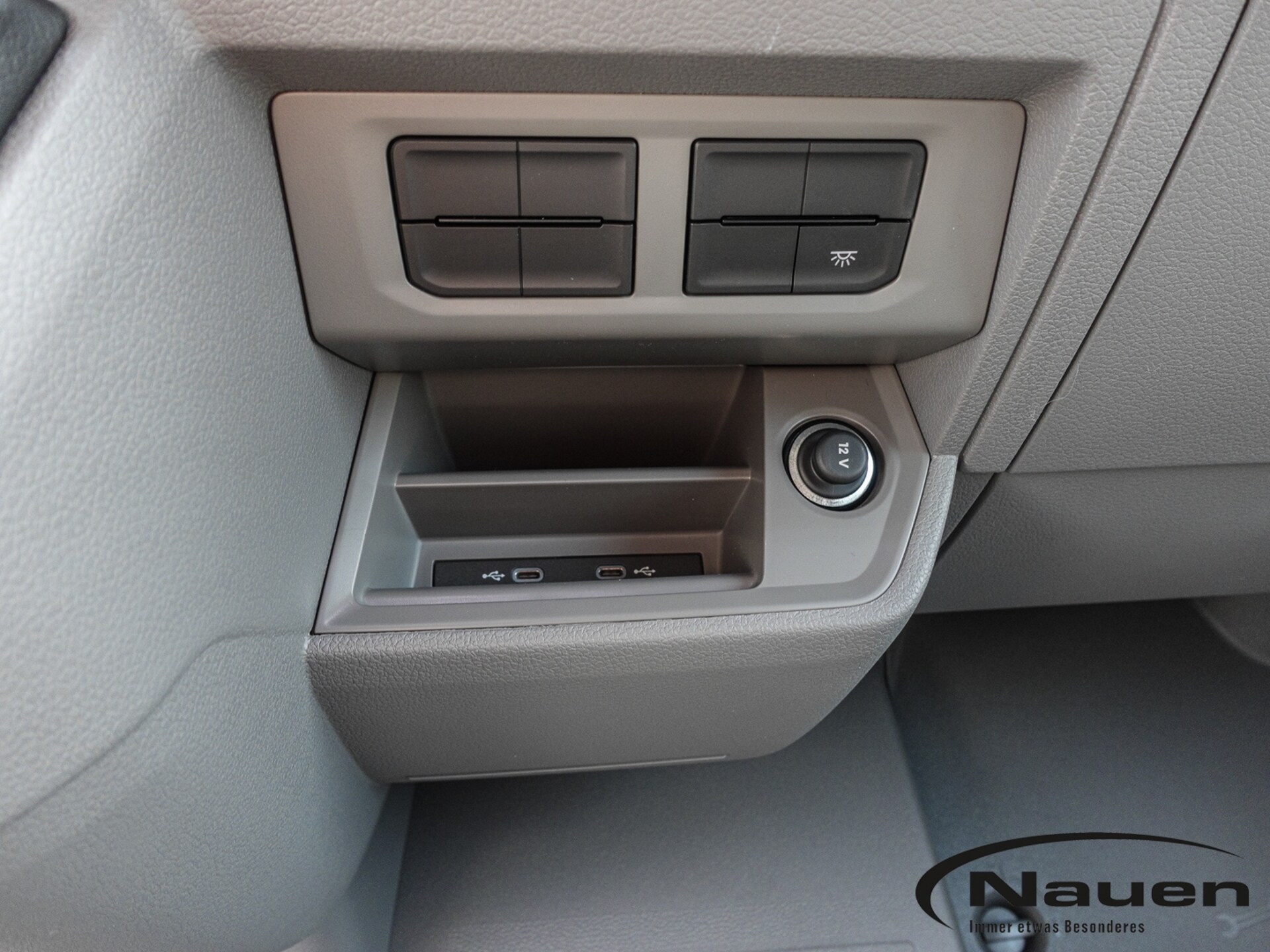 Volkswagen Crafter Kasten langer Radstand