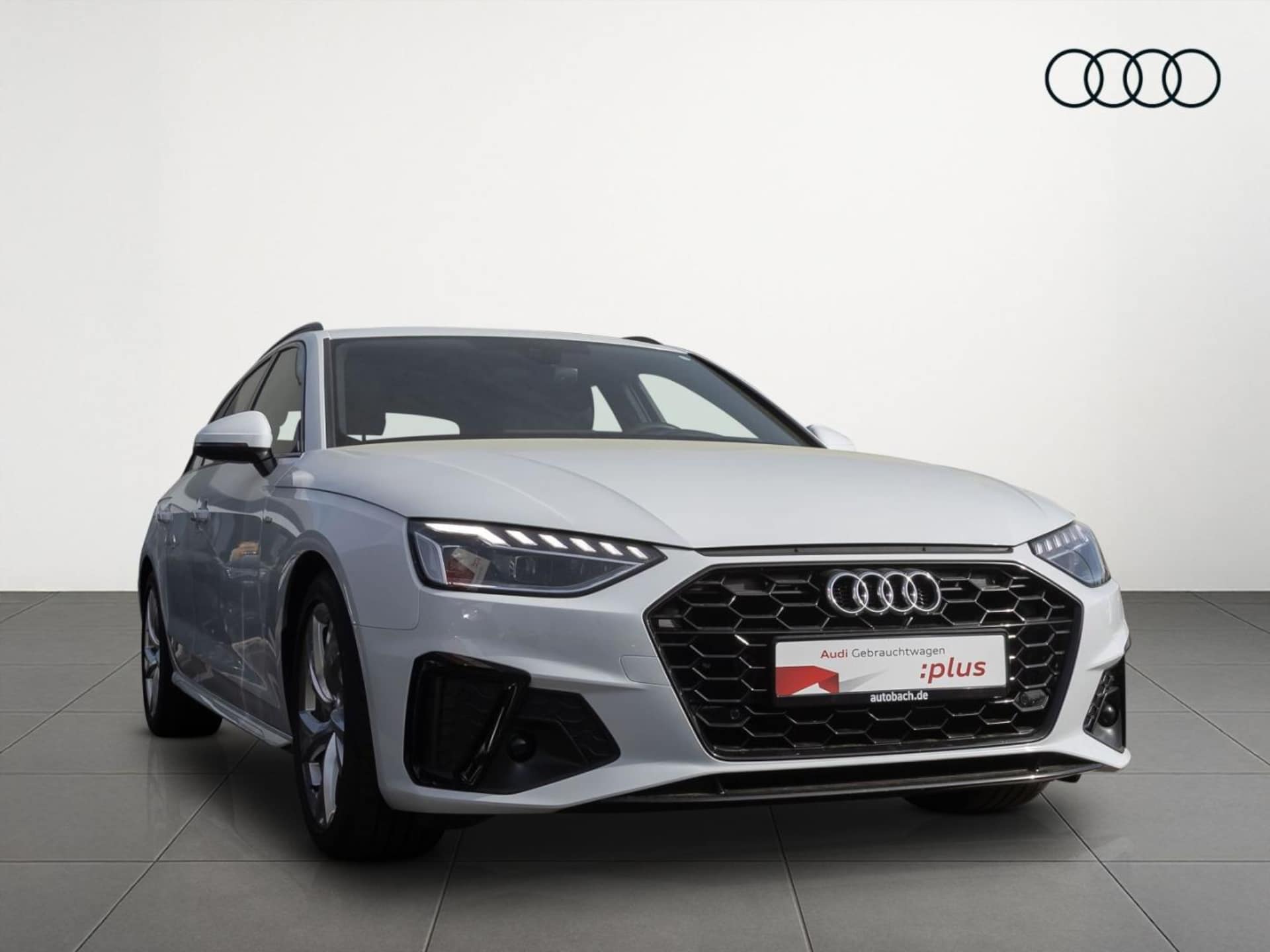 Audi A4 Avant S line