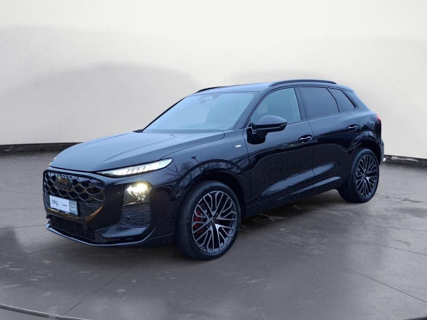 Bild über Audi Q3 SUV TFSI 110 kW S tronic - für weitere Informationen kontaktieren Sie den Audi Partner