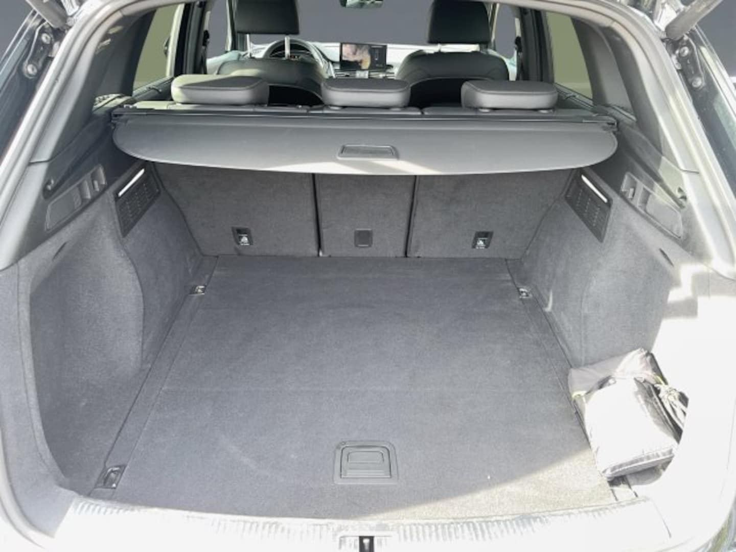 Bild über Audi Q5 45 TFSI quattro S tronic - für weitere Informationen kontaktieren Sie den Audi Partner
