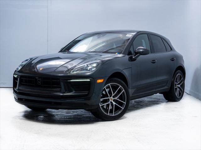 2025 Porsche Macan T