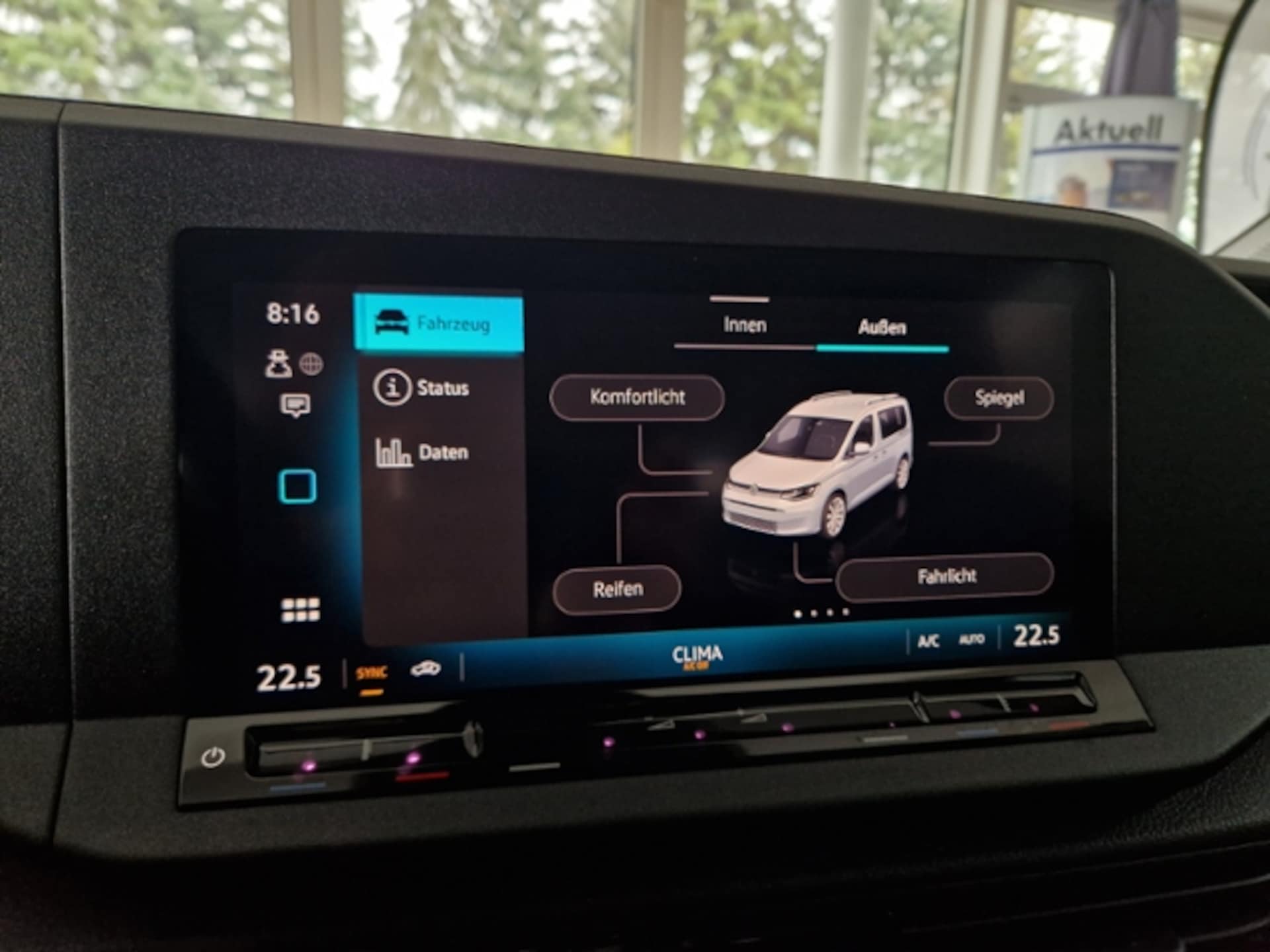 Volkswagen Caddy Maxi Basis-Modell