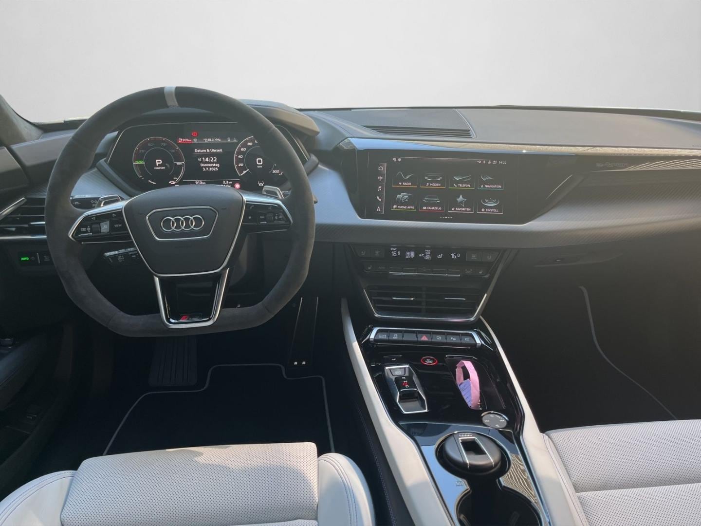 Image about Audi RS e-tron GT e-tron quattro