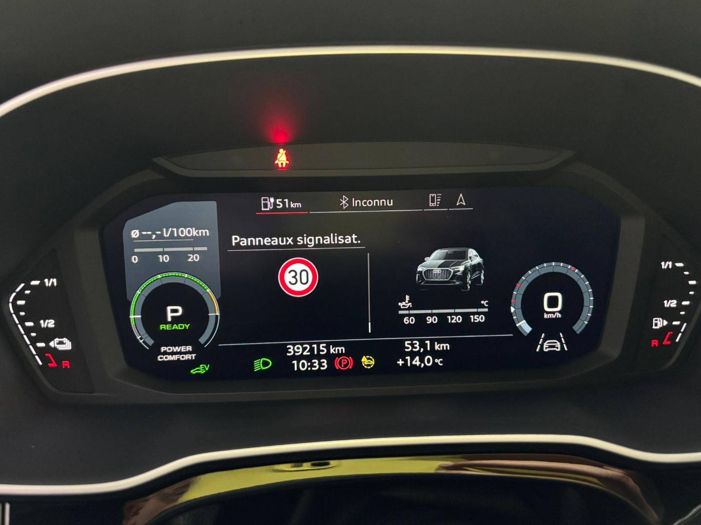 Image about Audi Q3 Sportback TFSI e S line 45 TFSI e 180 kW (245 ch) S tronic