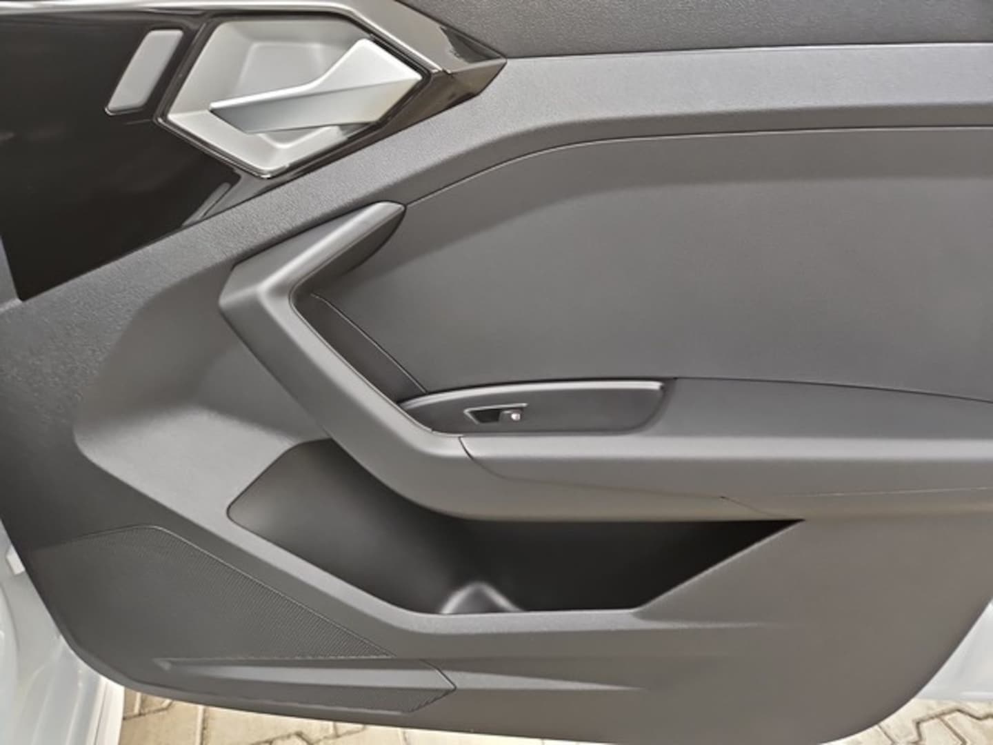 Bild über Audi A1 Sportback S line 30 TFSI S tronic - für weitere Informationen kontaktieren Sie den Audi Partner