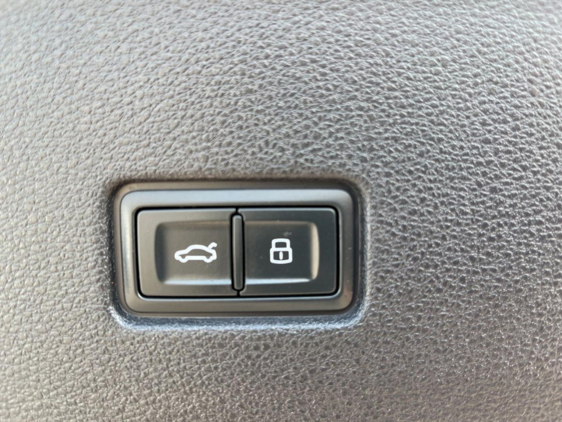 Audi SQ8 SUV