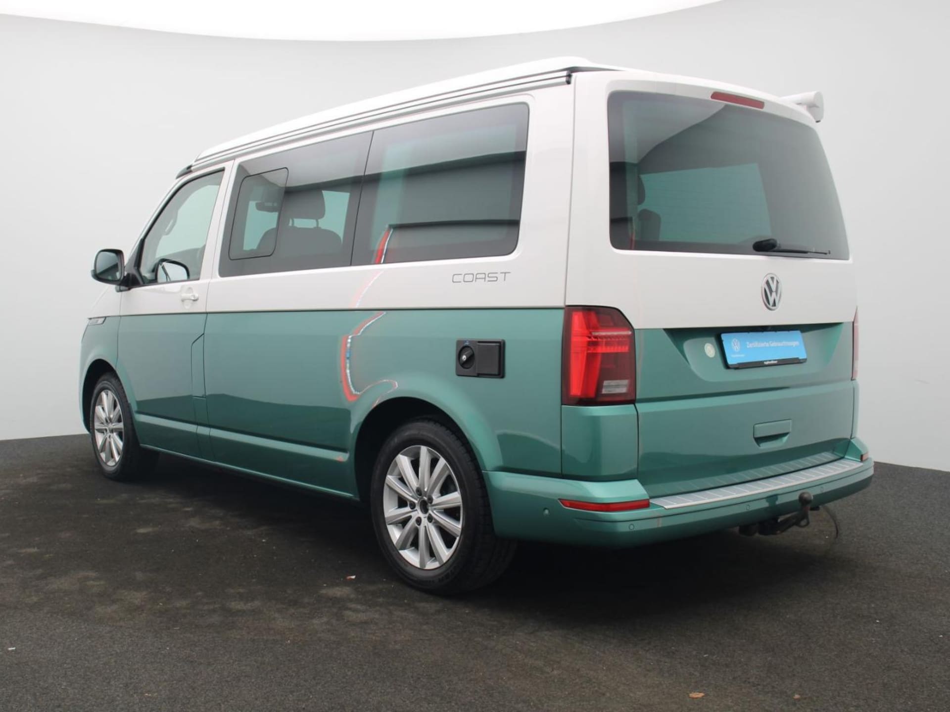Volkswagen T6.1 California Coast