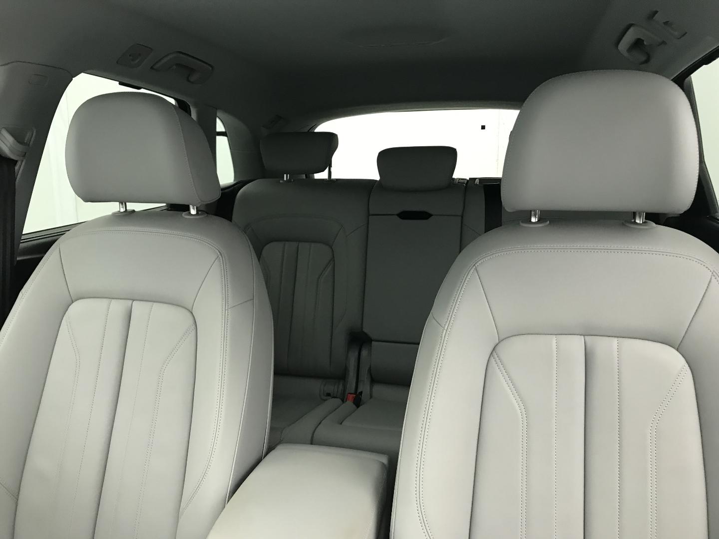 Image about Audi Q5 TFSI e Avus 50 TFSI e quattro 220 kW (299 ch) S tronic