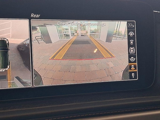 2021 Mercedes-Benz
