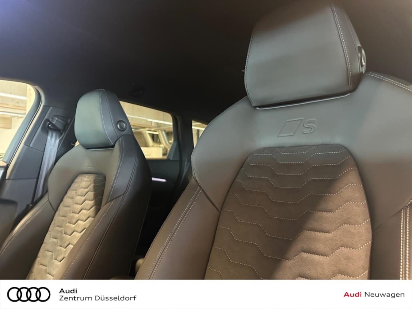 Bild über Audi A6 Avant e-tron S line business e-tron performance 270 kW - für weitere Informationen kontaktieren Sie den Audi Partner