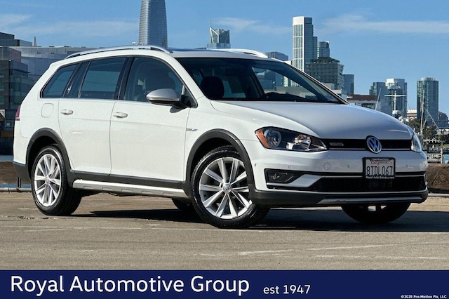 2017 Volkswagen Golf