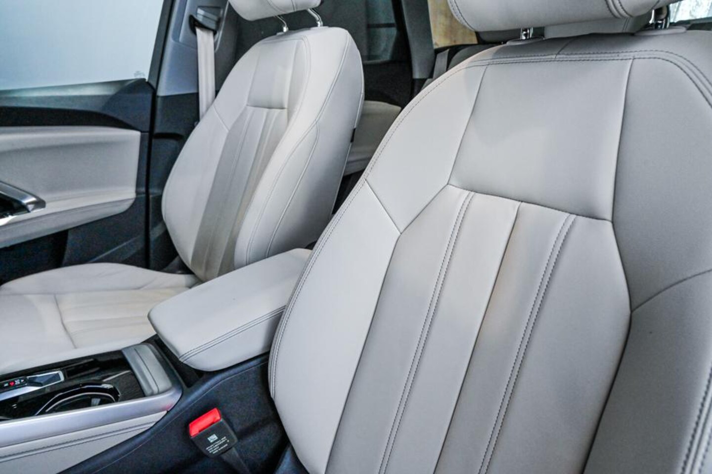 Image about Audi Q5 SUV TDI quattro 150 kW