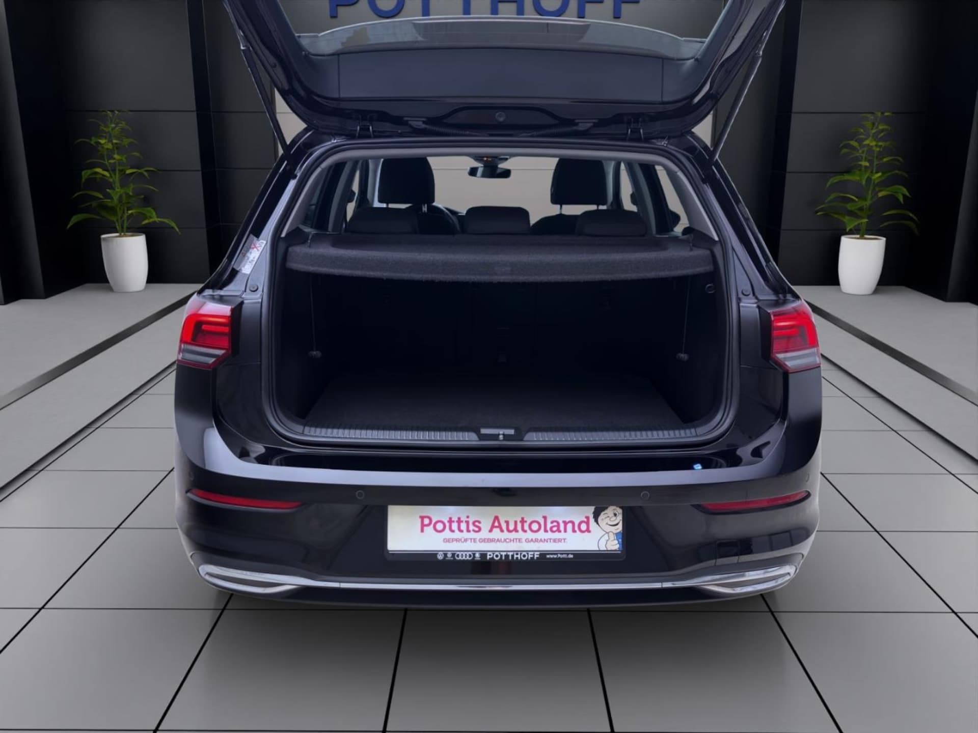 Volkswagen Golf Life
