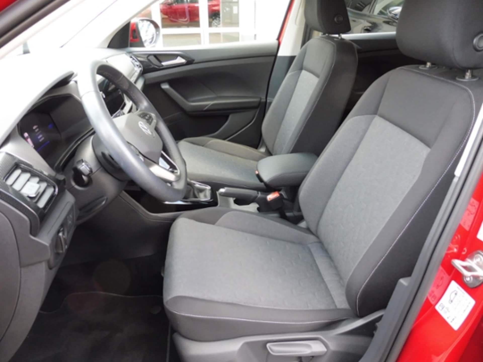 Volkswagen T-Cross Life