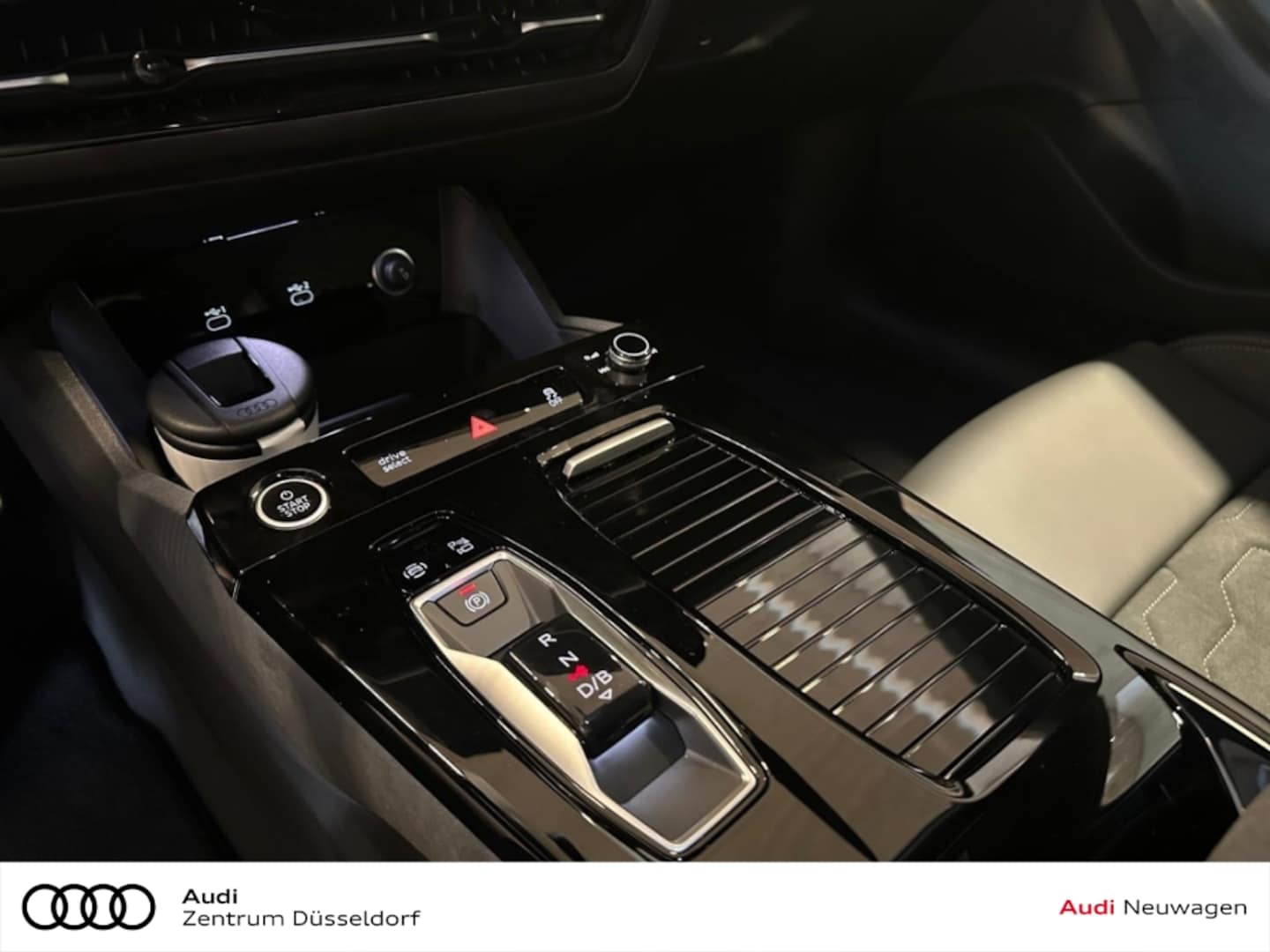 Bild über Audi A6 Avant e-tron S line business e-tron performance 270 kW - für weitere Informationen kontaktieren Sie den Audi Partner