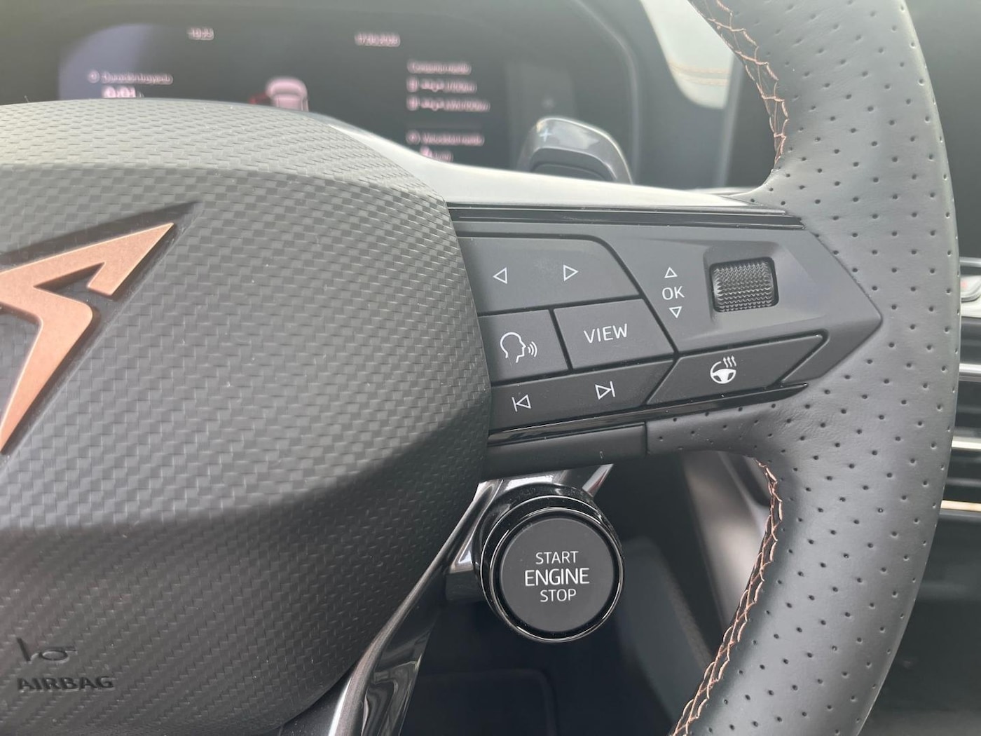 CUPRA Formentor 1.5 TSI e-Hybrid VZ DSG 200 kW (272 CV) — photo 10