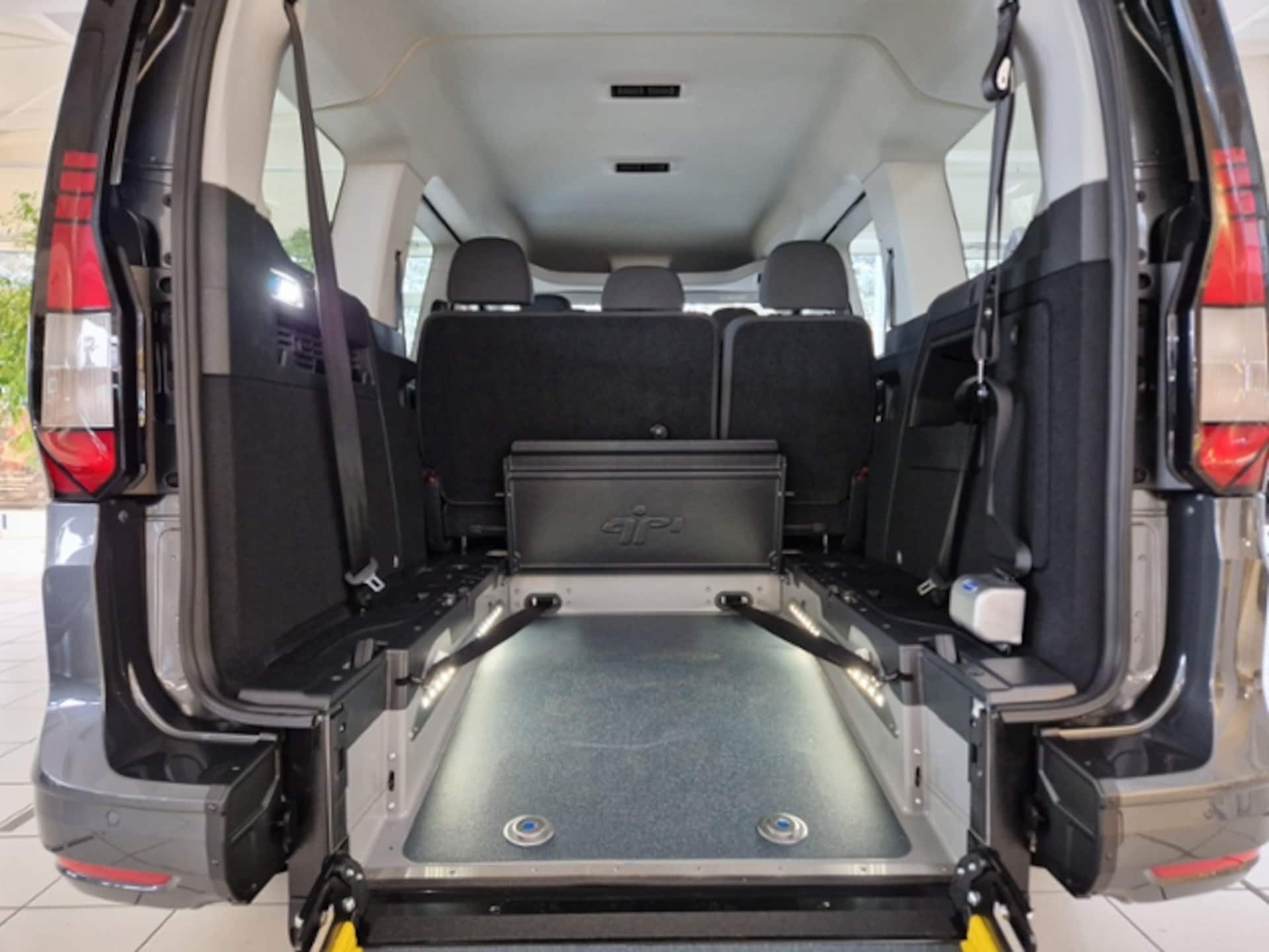 Volkswagen Caddy Maxi Basis-Modell