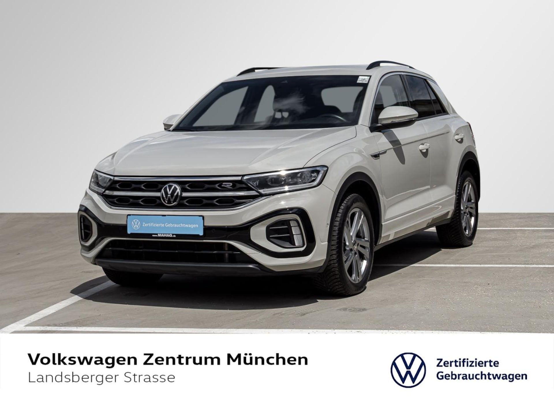 Volkswagen T-Roc 2024 — T-Roc 1.0 TSI R-Line ACC LED+ RearView ParkAssist AppConnect 6-Gang