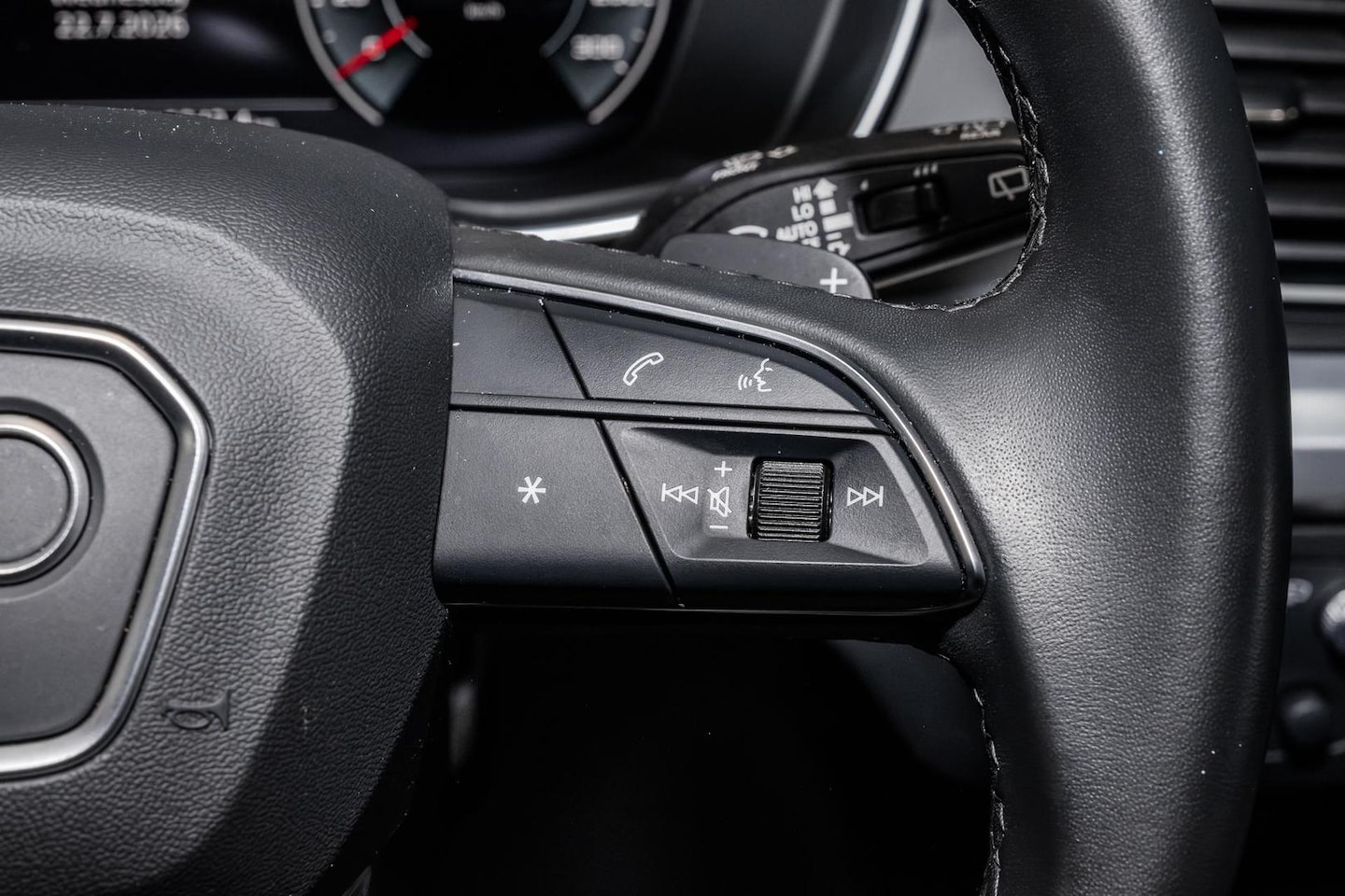 Image about Audi Q5 Sportback 40 TDI quattro S tronic