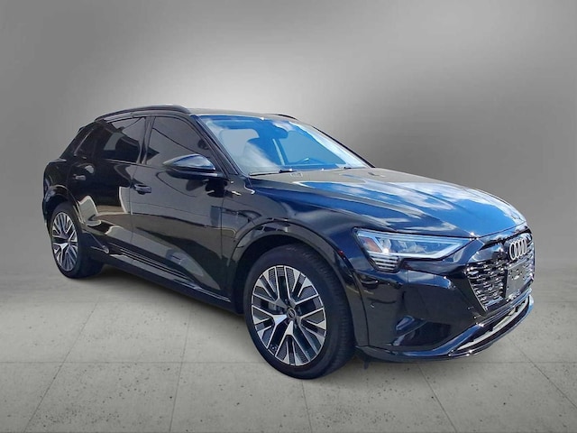 Certified 2024 Audi Q8 e-tron Premium Plus with VIN WA15AAGE7RB025709 for sale in Maplewood, NJ