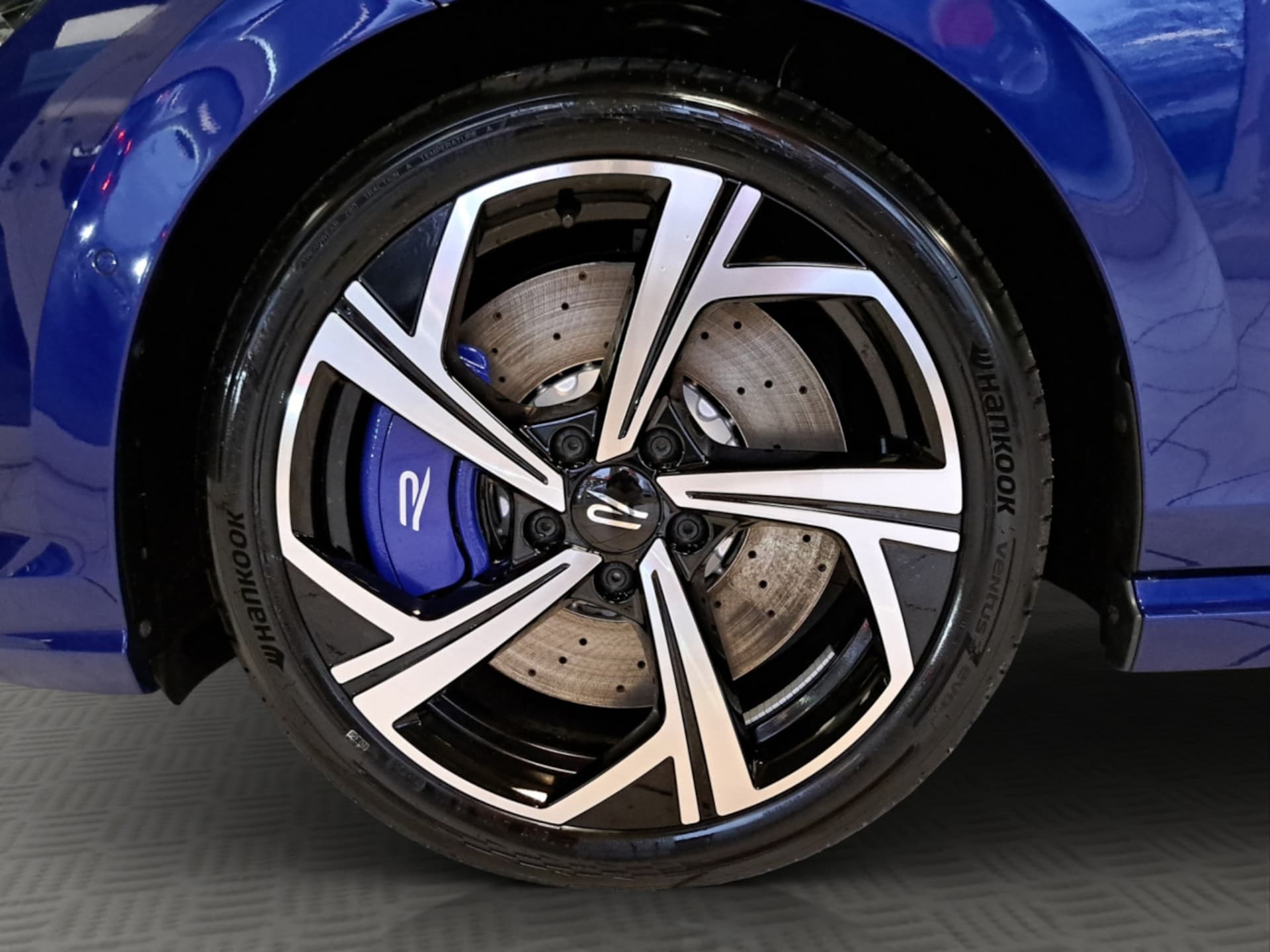 Volkswagen Golf R