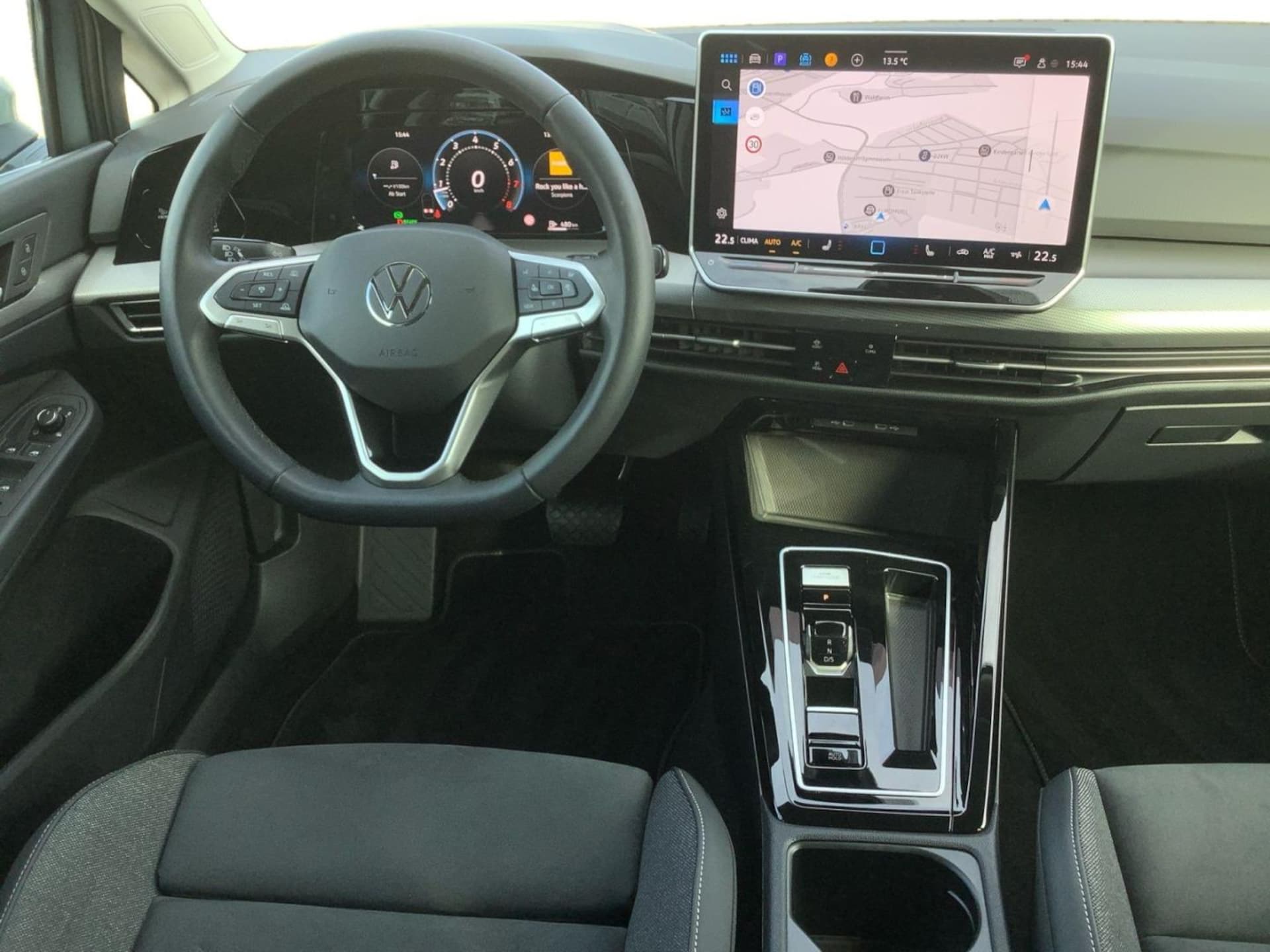 Volkswagen Golf Style
