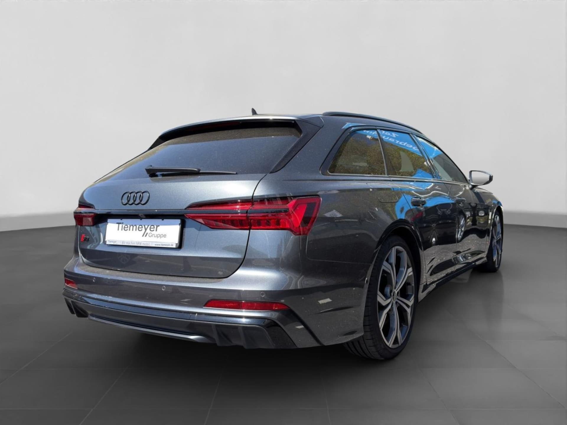 Audi S6 Avant