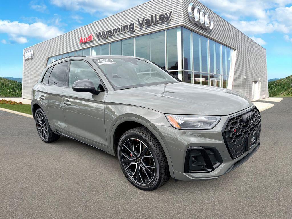 2023 Audi SQ5 Premium Plus's photo