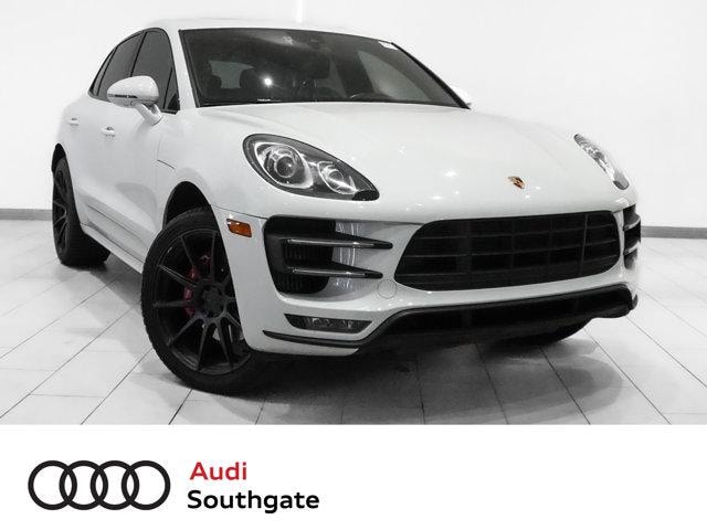 2016 Porsche Macan
