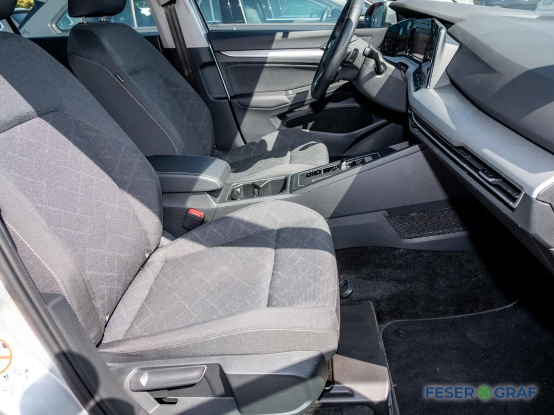 Volkswagen Golf Variant Life