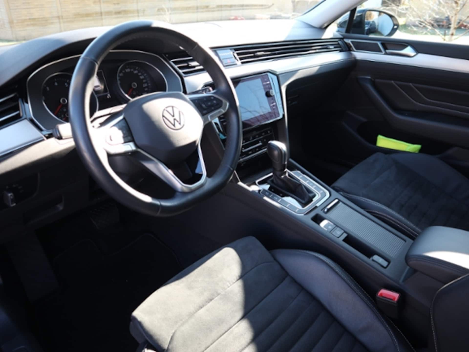 Volkswagen Passat Variant Elegance