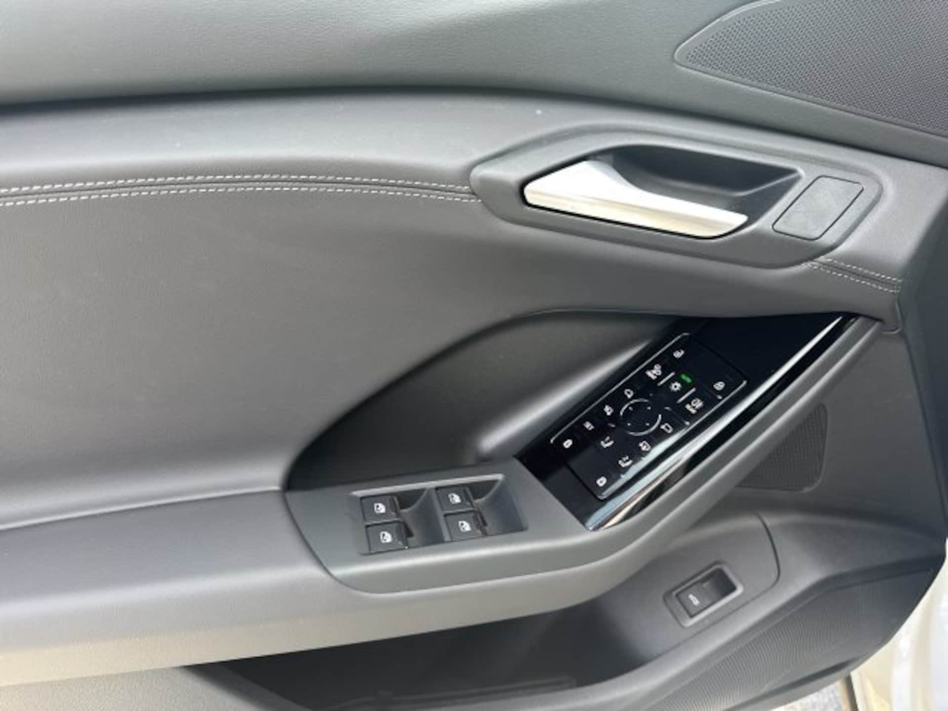 Audi Q6 SUV e-tron